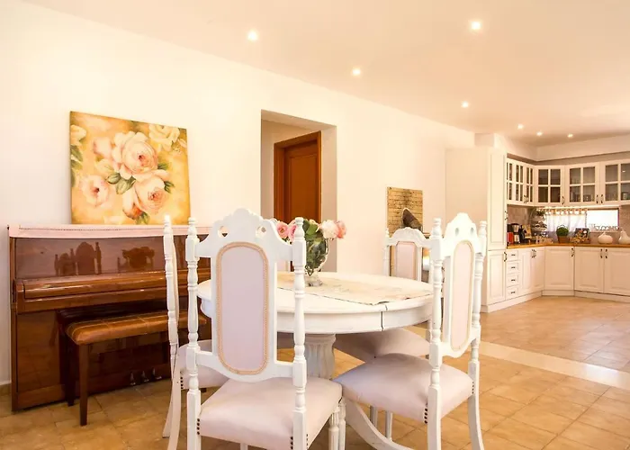 Near In Afandou Koskinou (Rhodes)