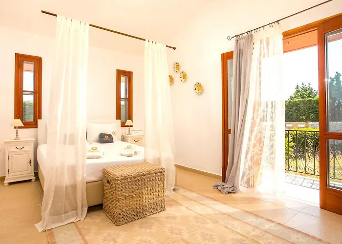 Near In Afandou بيت للعطل *